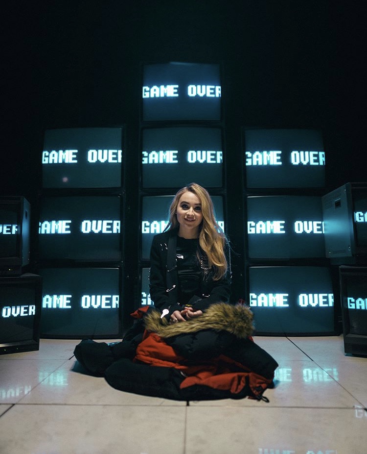 alien-bts-mvid_016.jpg alien-bts-mvid_016.jpg