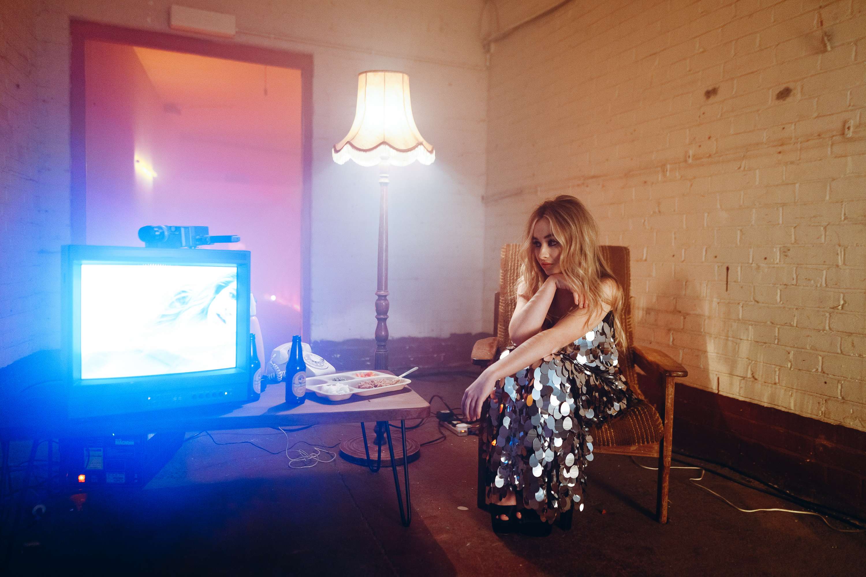 alien-bts-mvid_020.jpg alien-bts-mvid_020.jpg