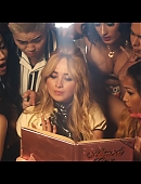 almostlove-remix-mvid_018.jpg