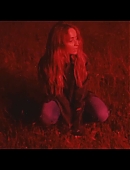 exhale-mvid_015.jpg