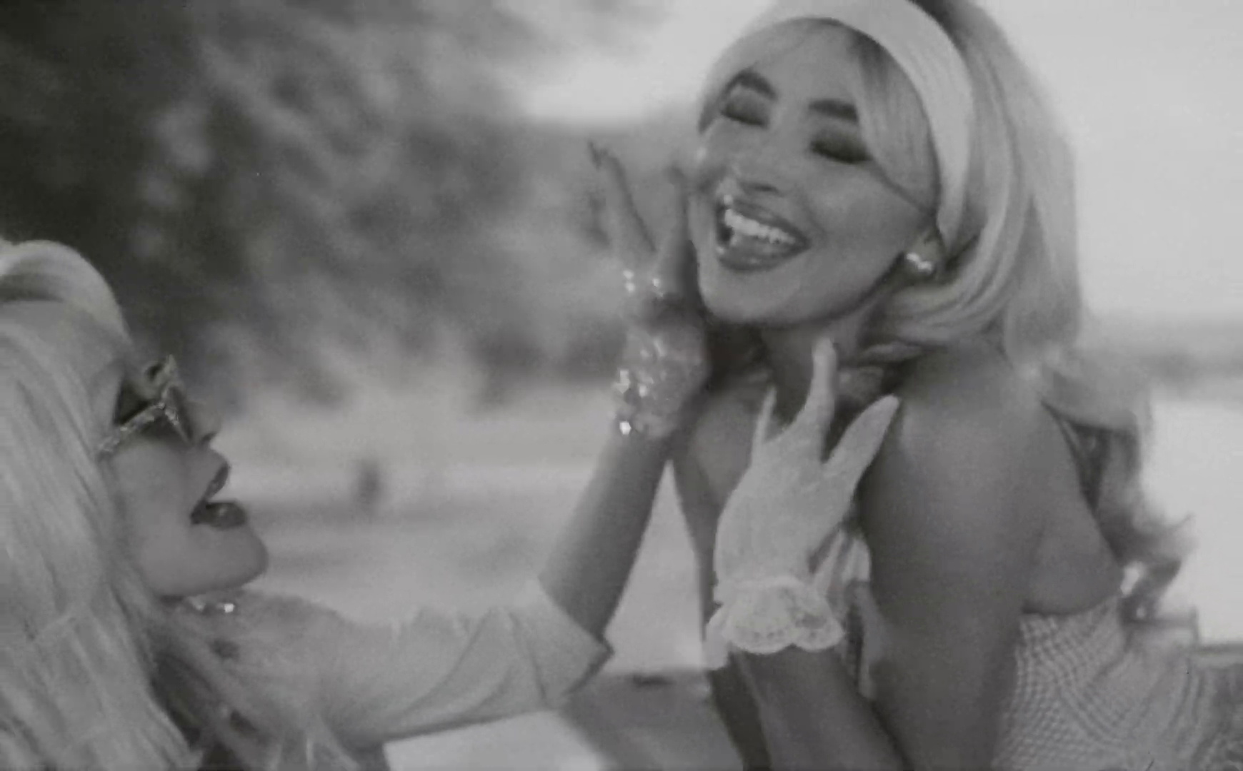 please-dolly-caps_053.jpg please-dolly-caps_053.jpg