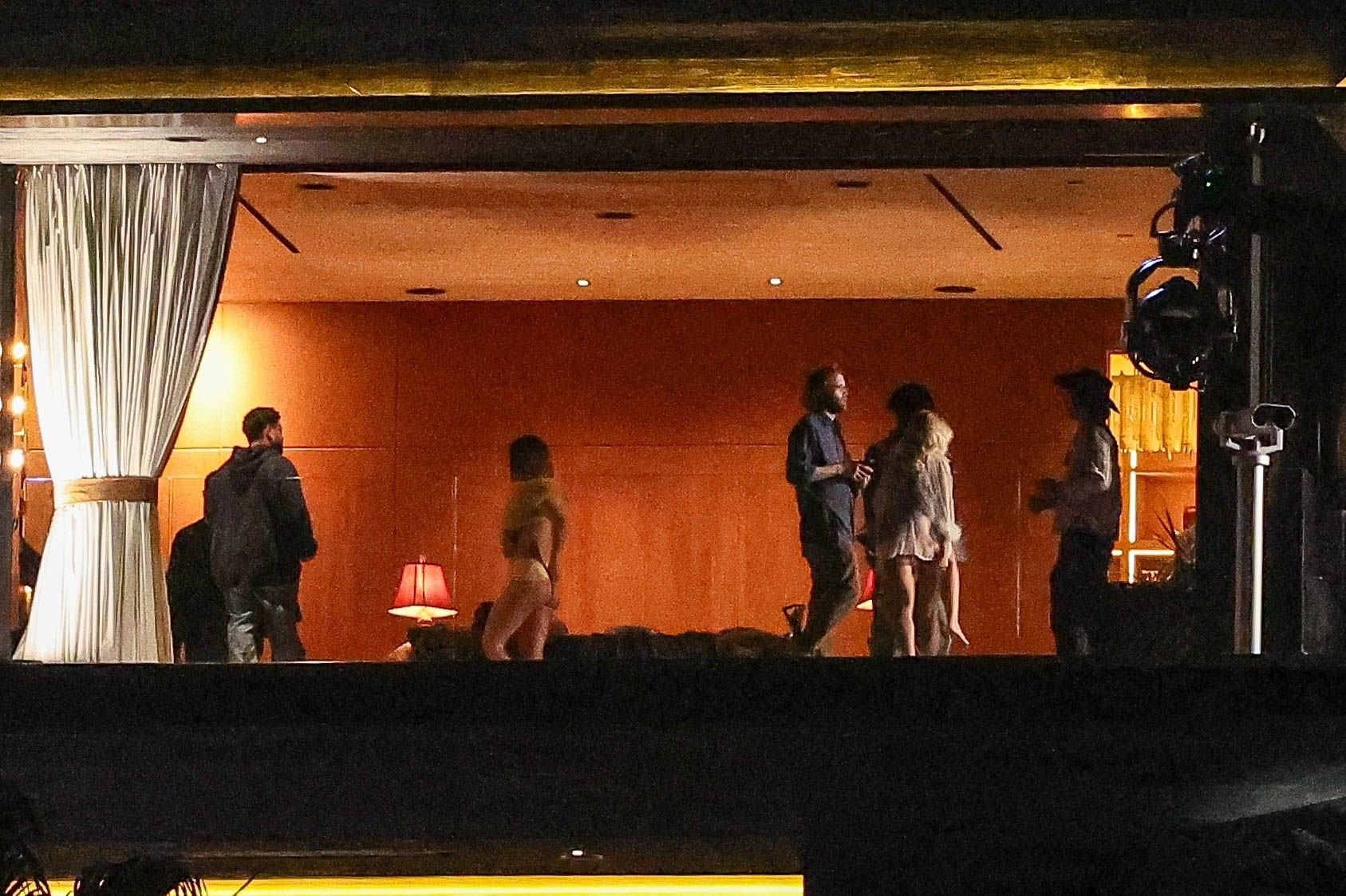 house-tour-filming_015.jpg