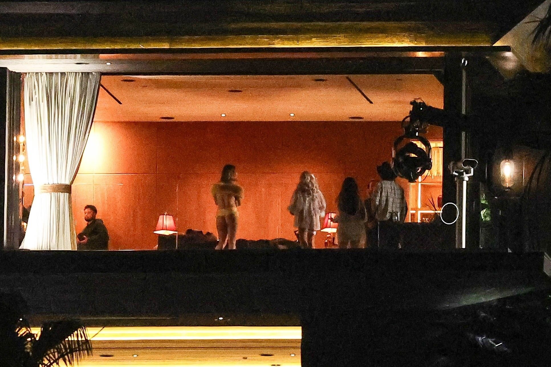 house-tour-filming_028.jpg