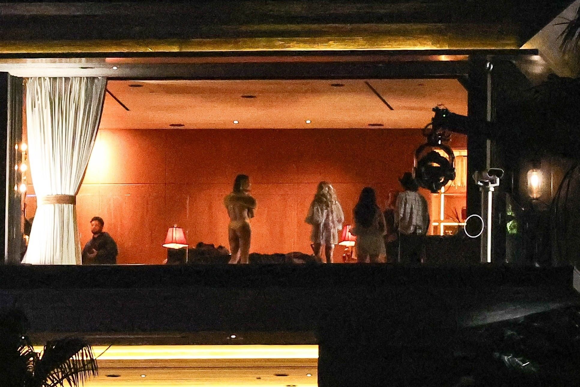 house-tour-filming_030.jpg