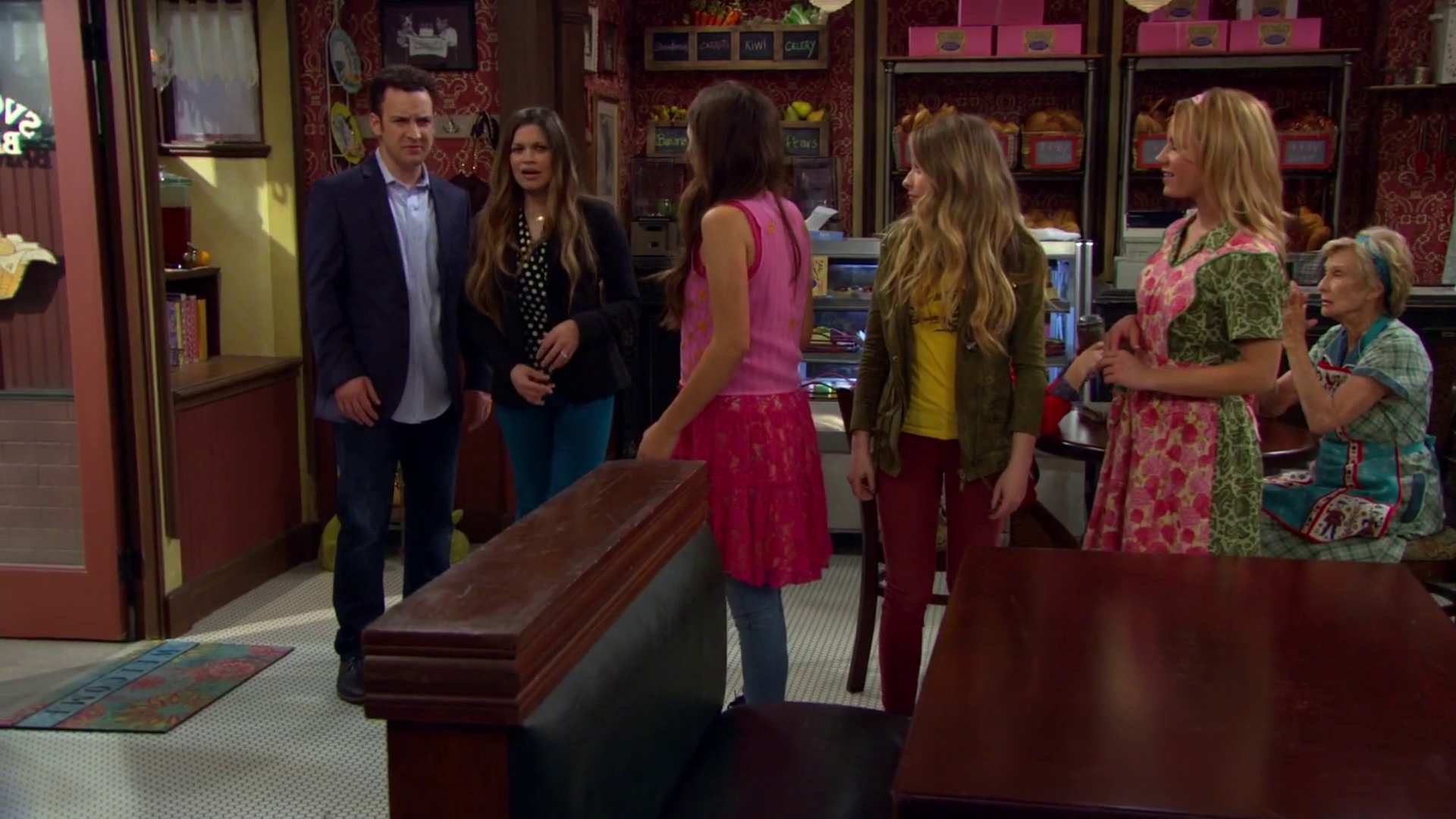 gmwcaps-2x01-gravity_084.jpg gmwcaps-2x01-gravity_084.jpg