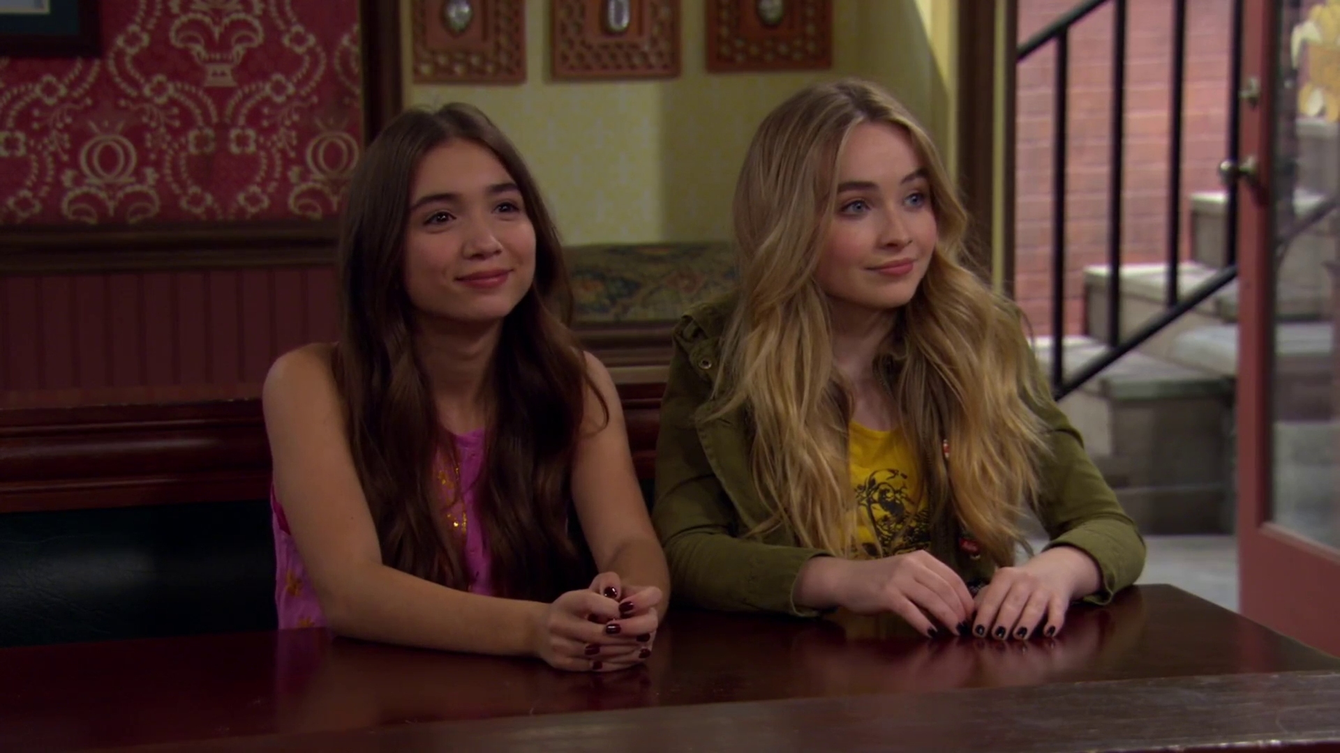 gmwcaps-2x01-gravity_088.jpg gmwcaps-2x01-gravity_088.jpg