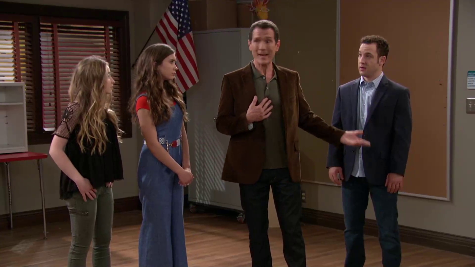 gmwcaps-2x14-creativity_080.jpg gmwcaps-2x14-creativity_080.jpg