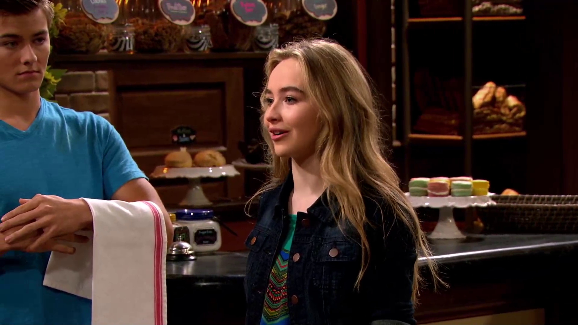 gmwcaps-2x17-rileytown_074.jpg gmwcaps-2x17-rileytown_074.jpg