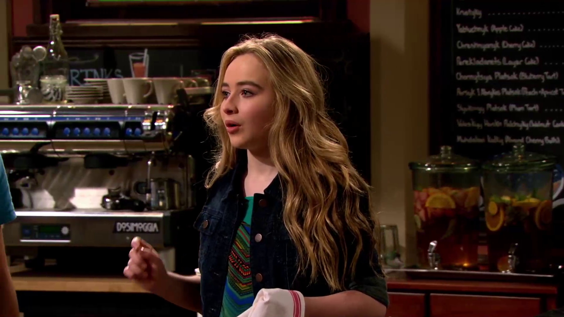 gmwcaps-2x17-rileytown_084.jpg gmwcaps-2x17-rileytown_084.jpg