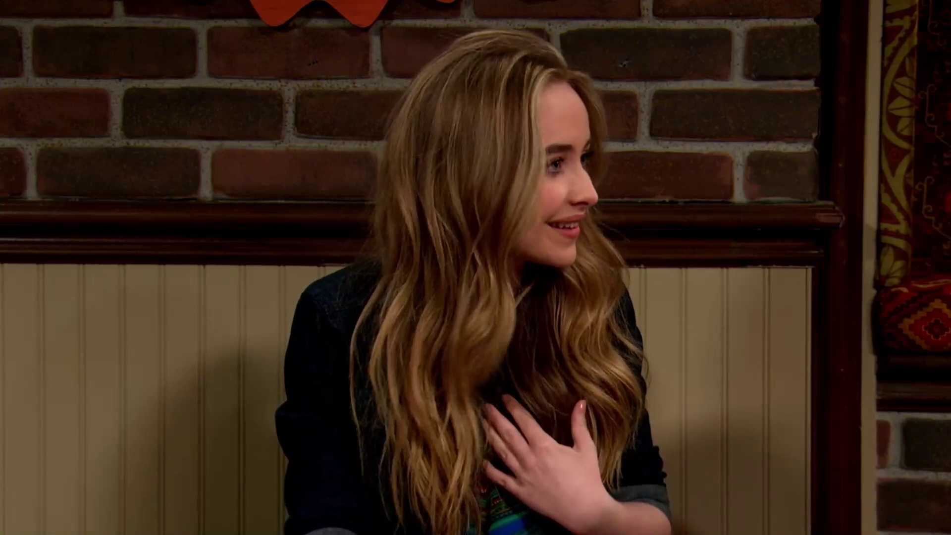 gmwcaps-2x17-rileytown_098.jpg gmwcaps-2x17-rileytown_098.jpg