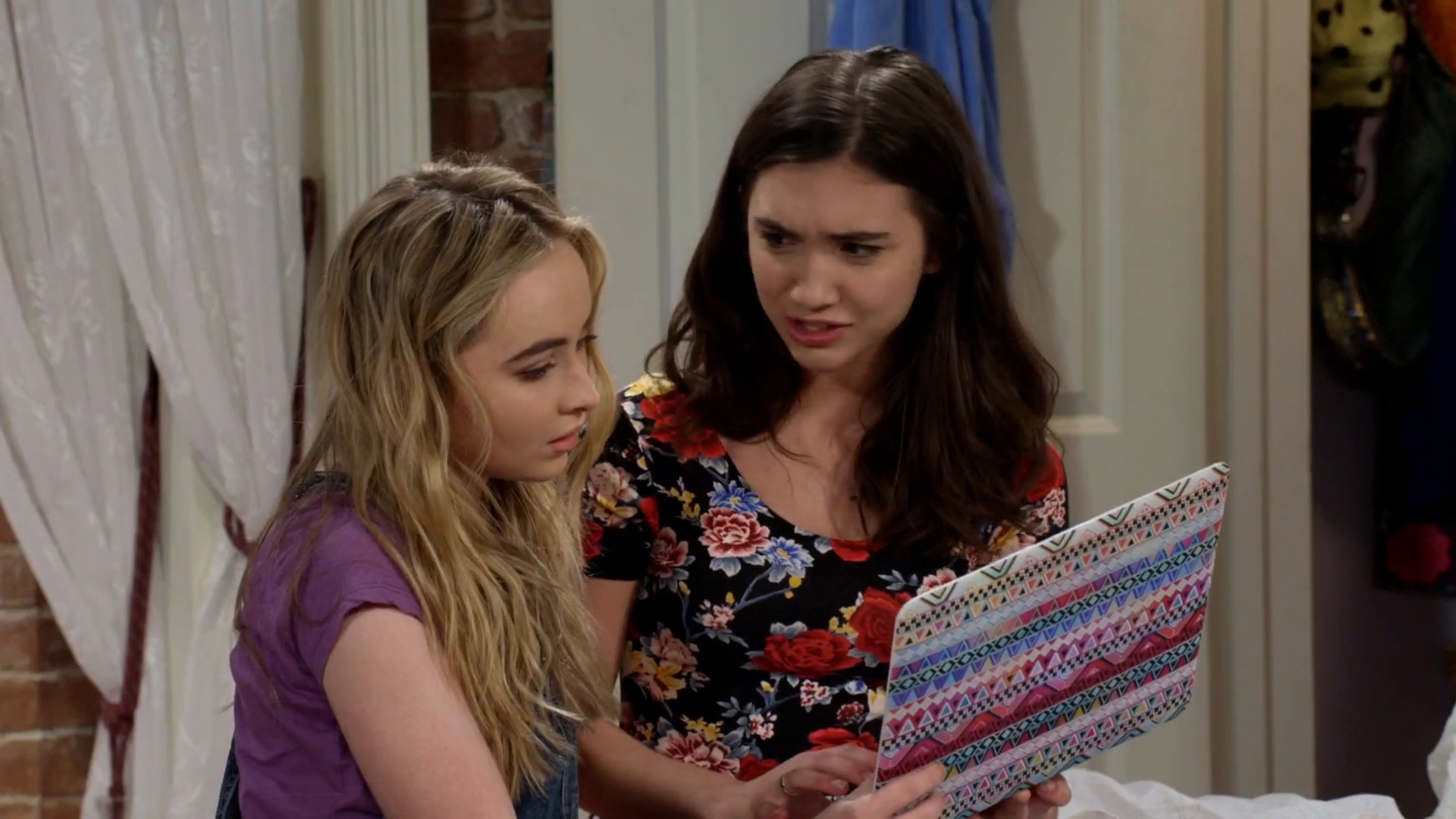 gmwcaps-3x03-jexica_092.jpg gmwcaps-3x03-jexica_092.jpg