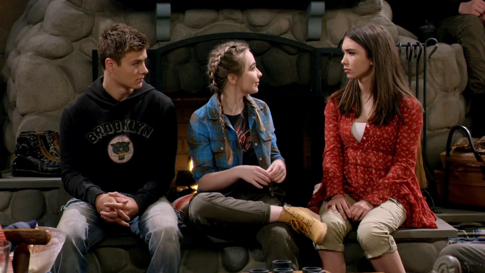 gmwcaps-3x08-ski1_135.jpg gmwcaps-3x08-ski1_135.jpg