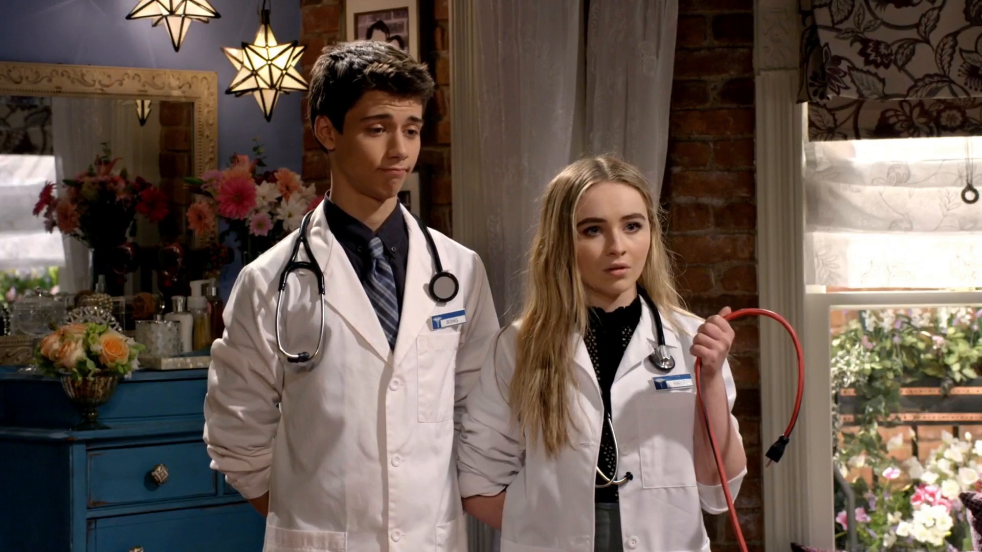 gmwcaps-3x08-ski1_150.jpg gmwcaps-3x08-ski1_150.jpg