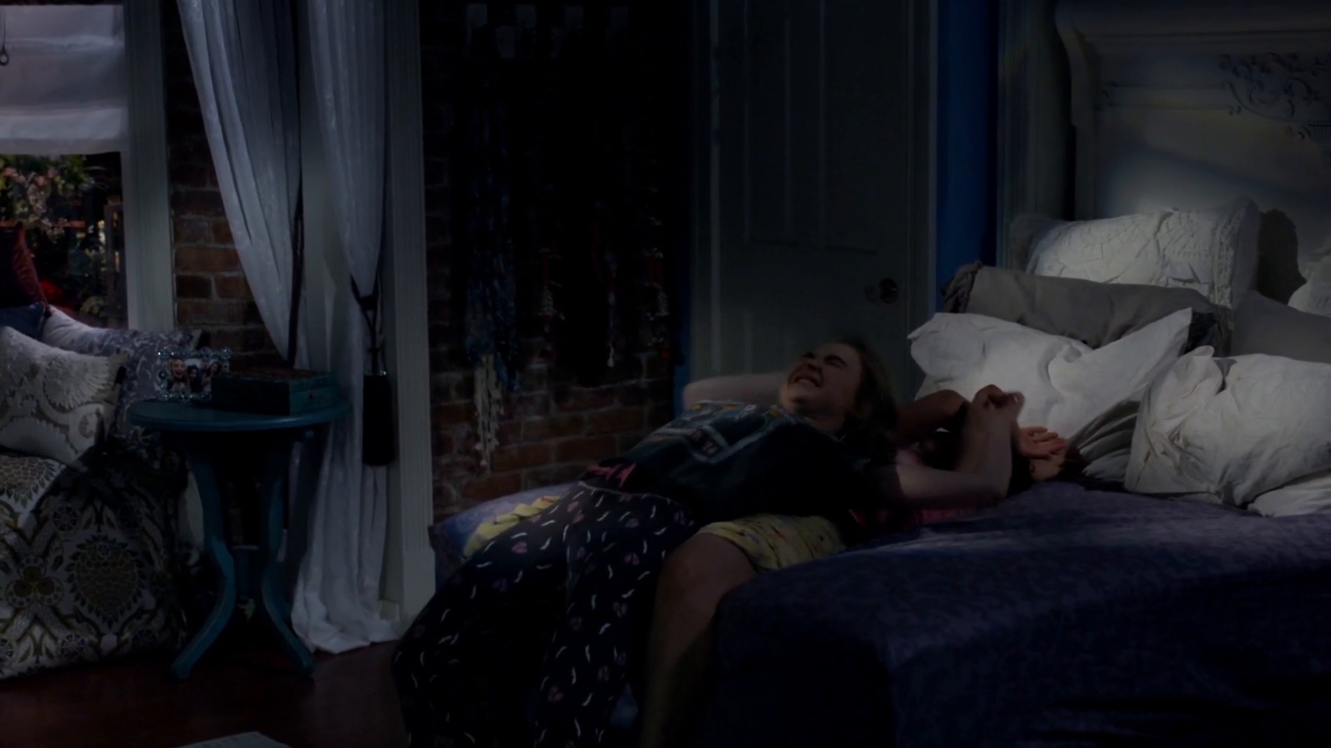 gmwcaps-3x10-ido_037.jpg gmwcaps-3x10-ido_037.jpg