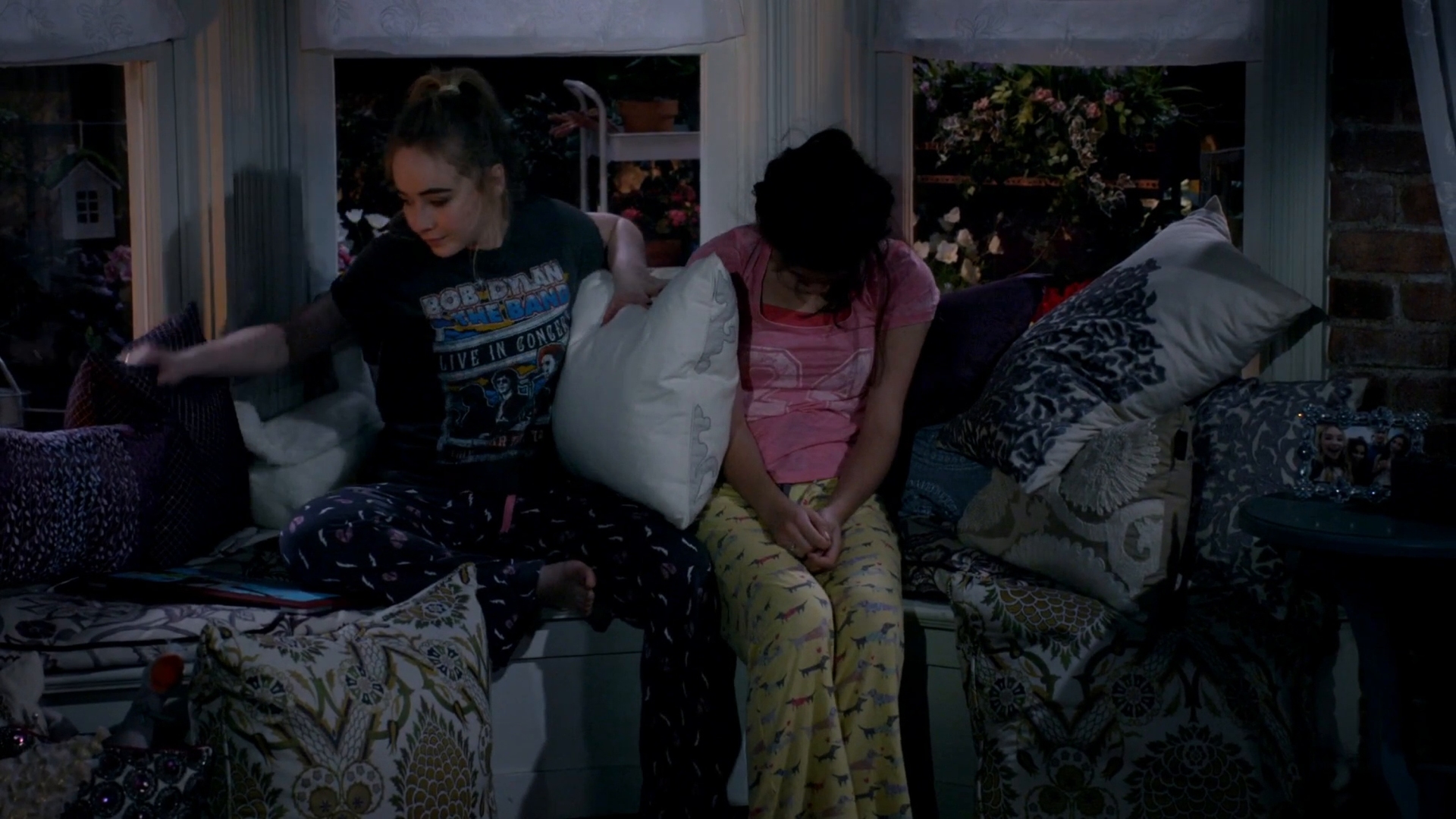 gmwcaps-3x10-ido_047.jpg gmwcaps-3x10-ido_047.jpg