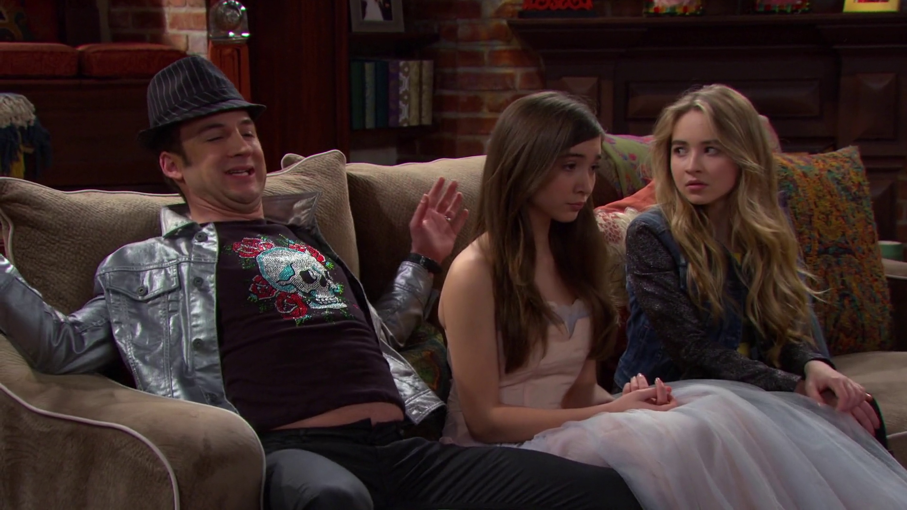 gmw-wtw-demo-caps_132.jpg gmw-wtw-demo-caps_132.jpg