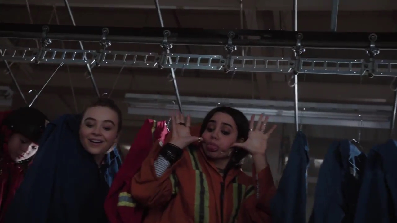 aid-trailer2_082.jpg aid-trailer2_082.jpg