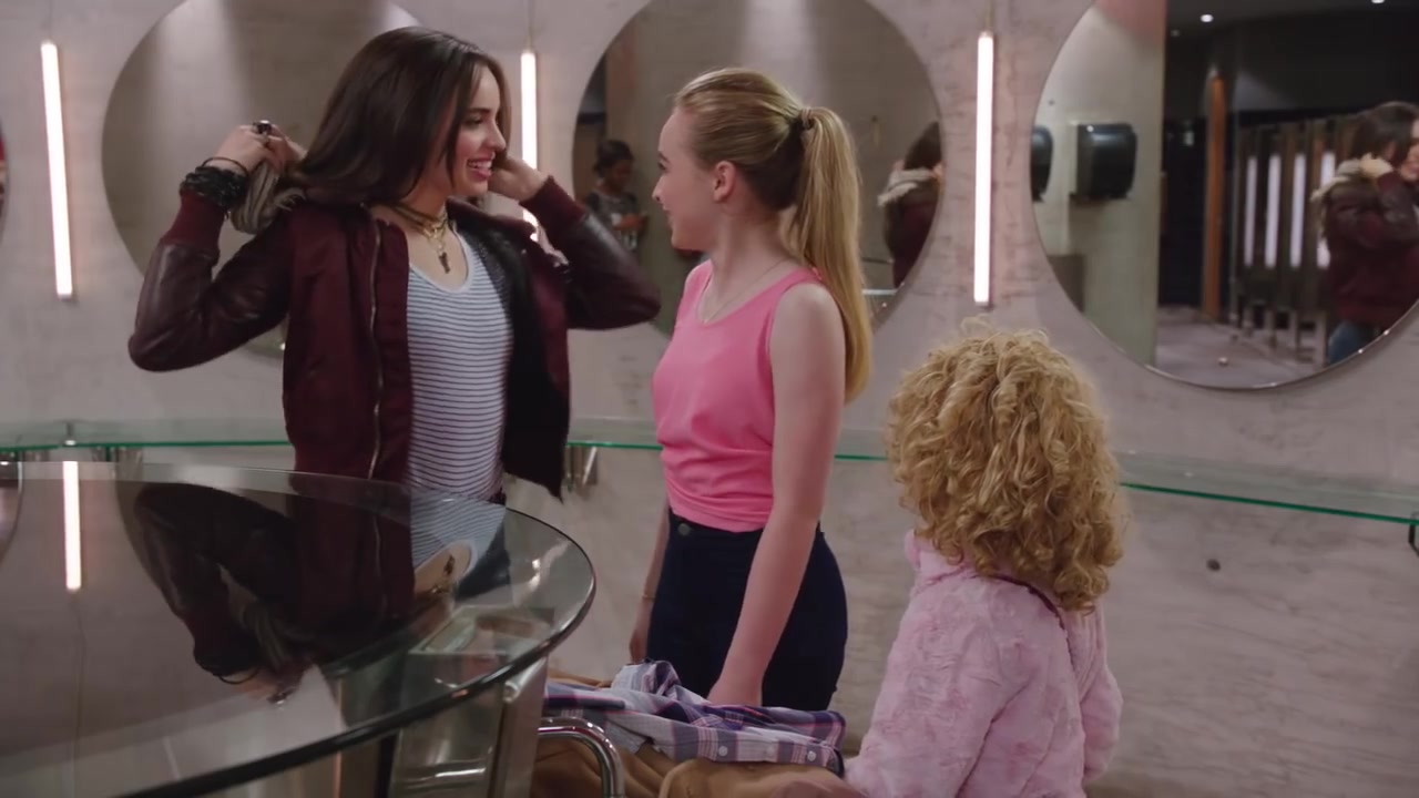 aib-bloopers-vid_011.jpg aib-bloopers-vid_011.jpg