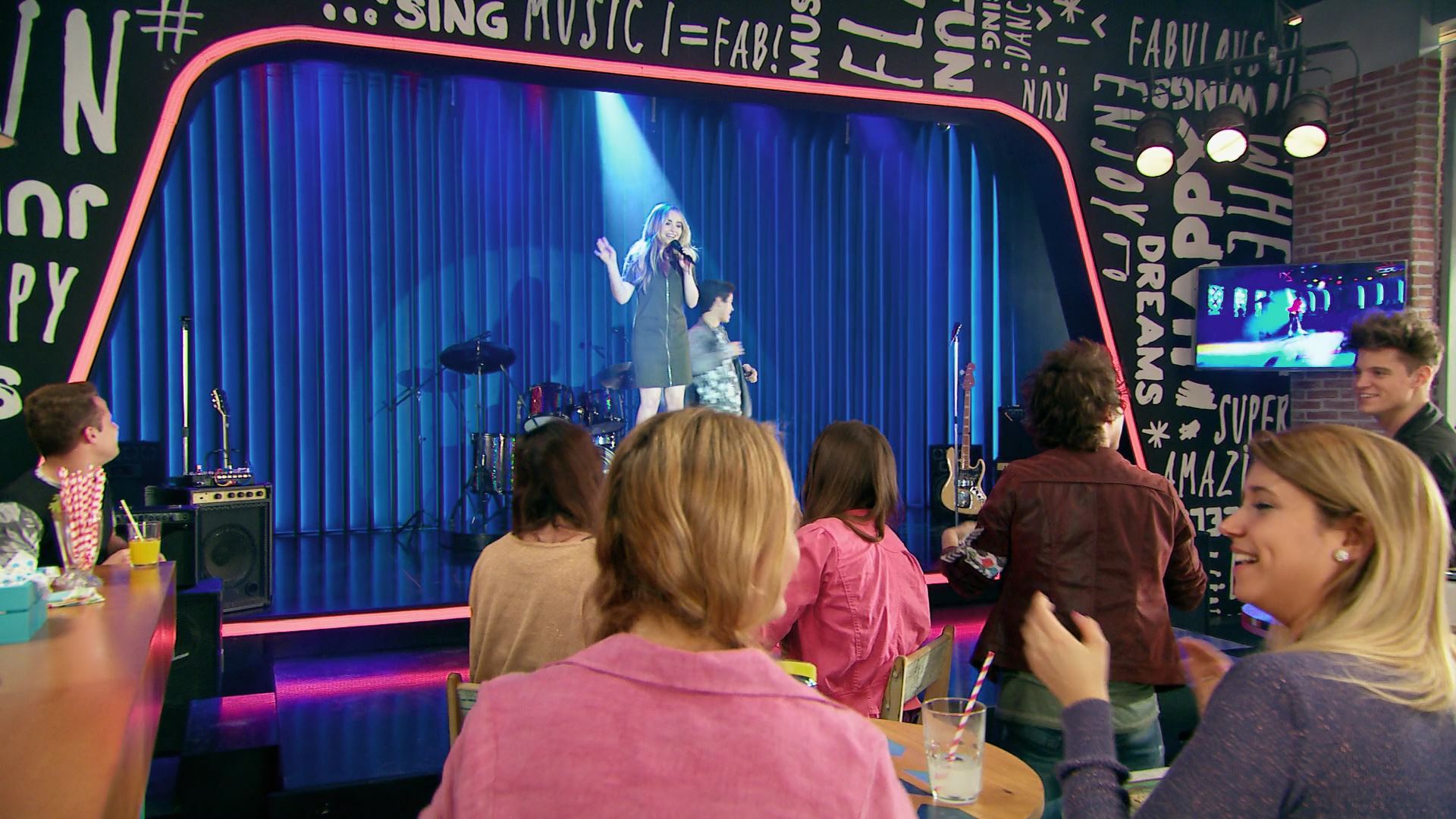 soyluna-guest-wheels_116.jpg soyluna-guest-wheels_116.jpg