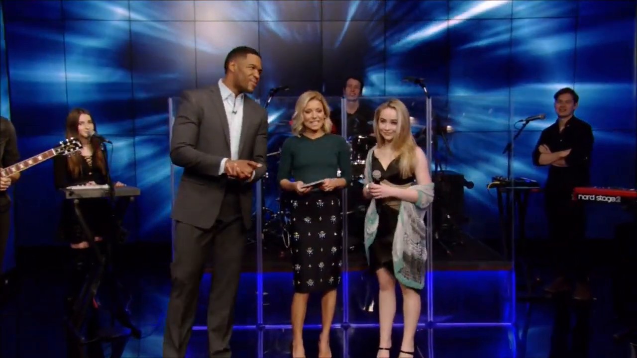 live-kelly-2016-03-17-int-caps_003.jpg live-kelly-2016-03-17-int-caps_003.jpg