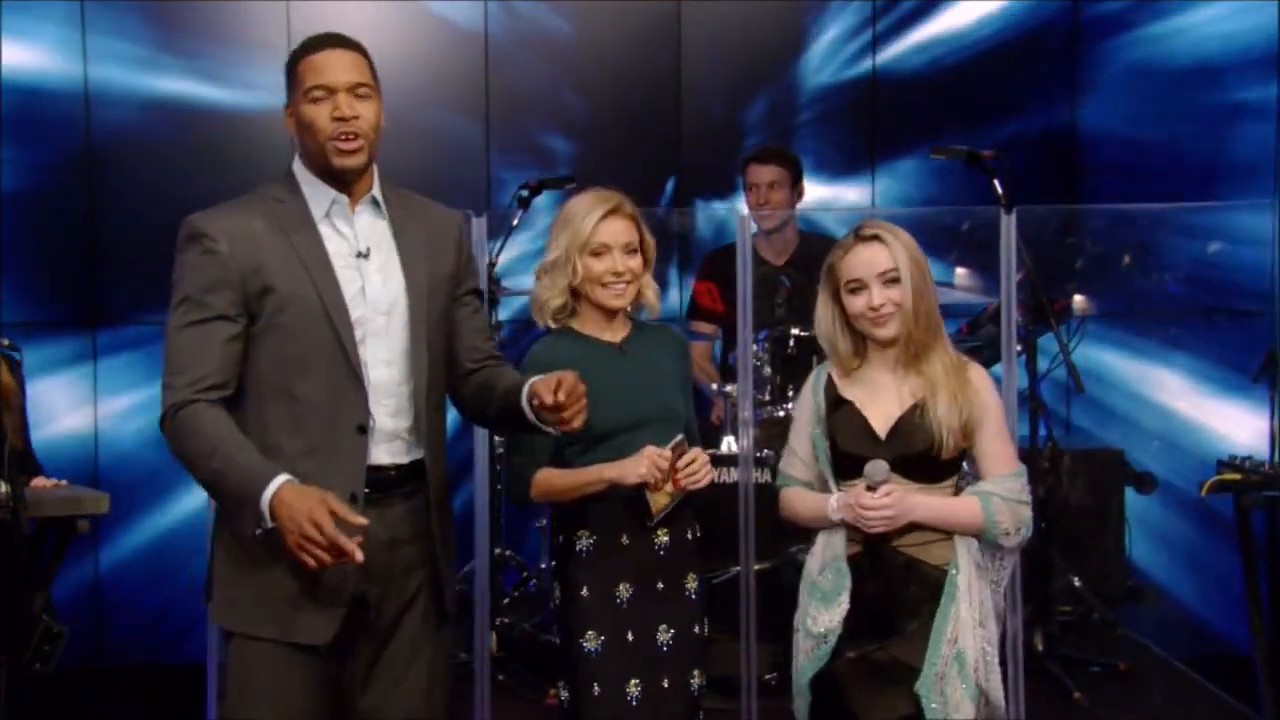 live-kelly-2016-03-17-int-caps_011.jpg live-kelly-2016-03-17-int-caps_011.jpg