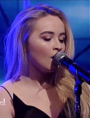 live-kelly-2016-03-17-perf-caps_013.jpg