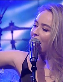 live-kelly-2016-03-17-perf-caps_018.jpg