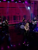 live-kelly-2017-06-14-perf_003.jpg