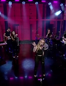 live-kelly-2017-06-14-perf_005.jpg