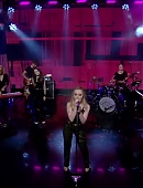 live-kelly-2017-06-14-perf_007.jpg