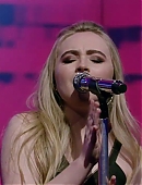 live-kelly-2017-06-14-perf_008.jpg