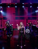 live-kelly-2017-06-14-perf_030.jpg