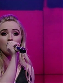 live-kelly-2017-06-14-perf_044.jpg