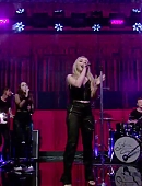 live-kelly-2017-06-14-perf_053.jpg