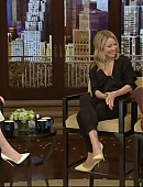 live-kelly-2020-03-03-int_001.jpg