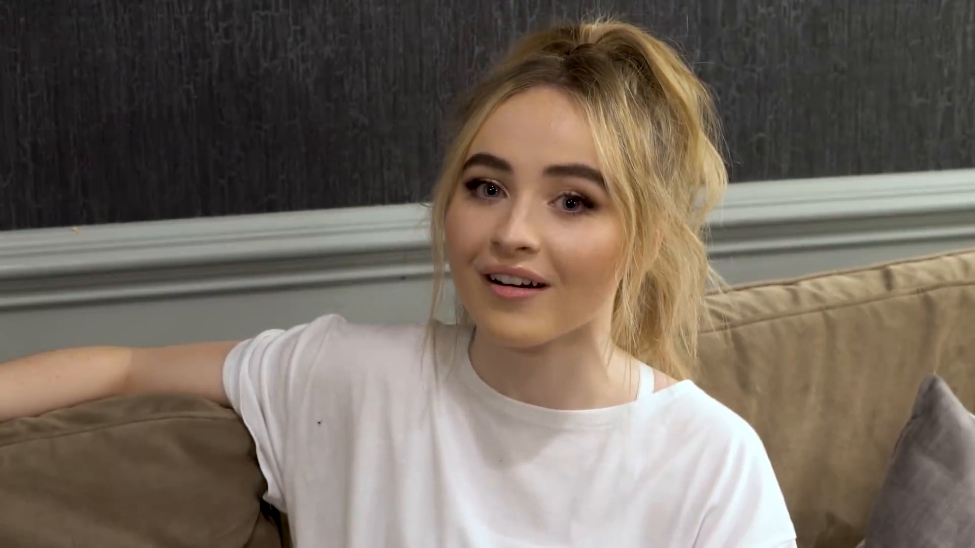 jc-who-where-you-sc_010.jpg jc-who-where-you-sc_010.jpg