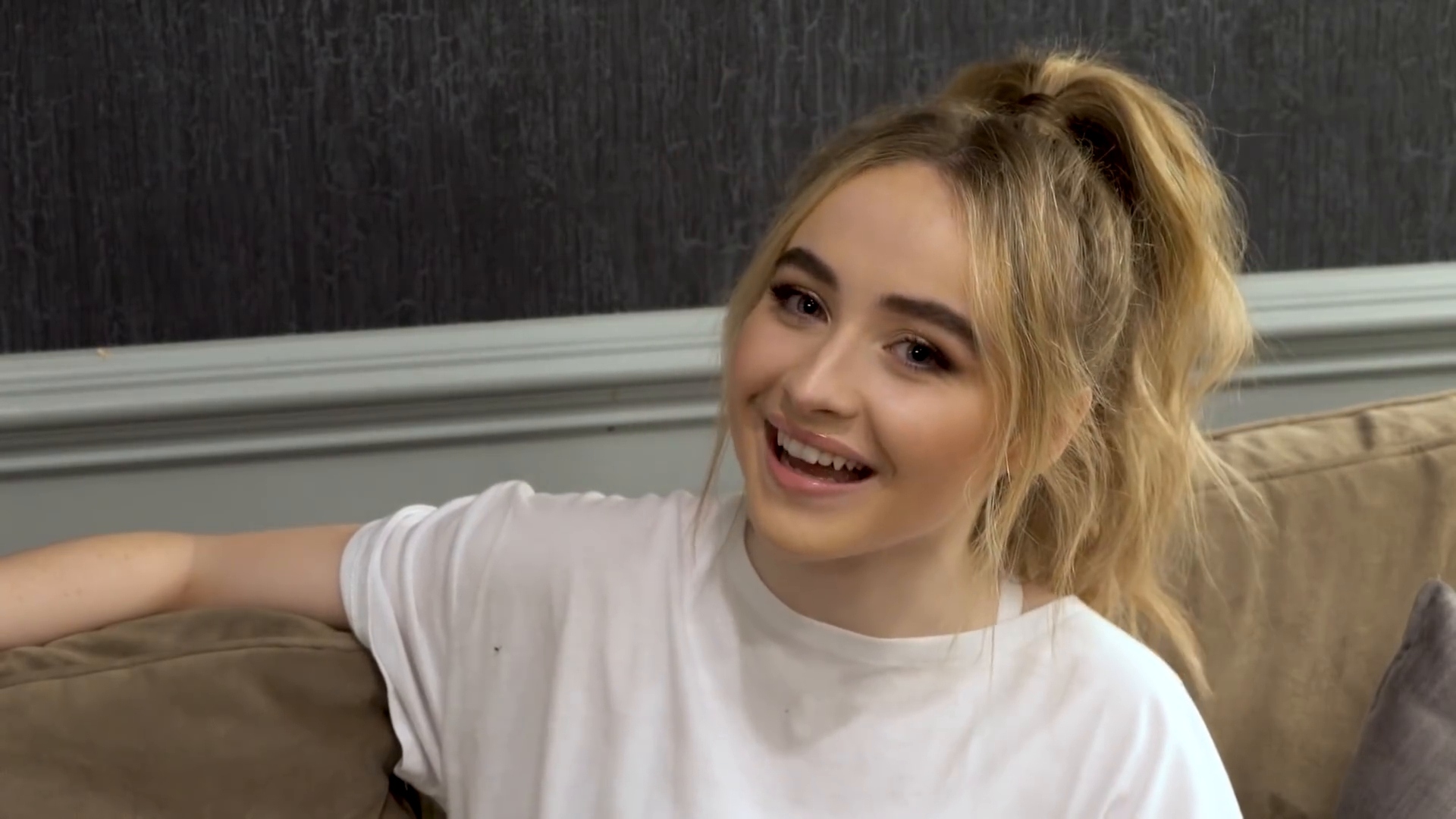 jc-who-where-you-sc_013.jpg jc-who-where-you-sc_013.jpg