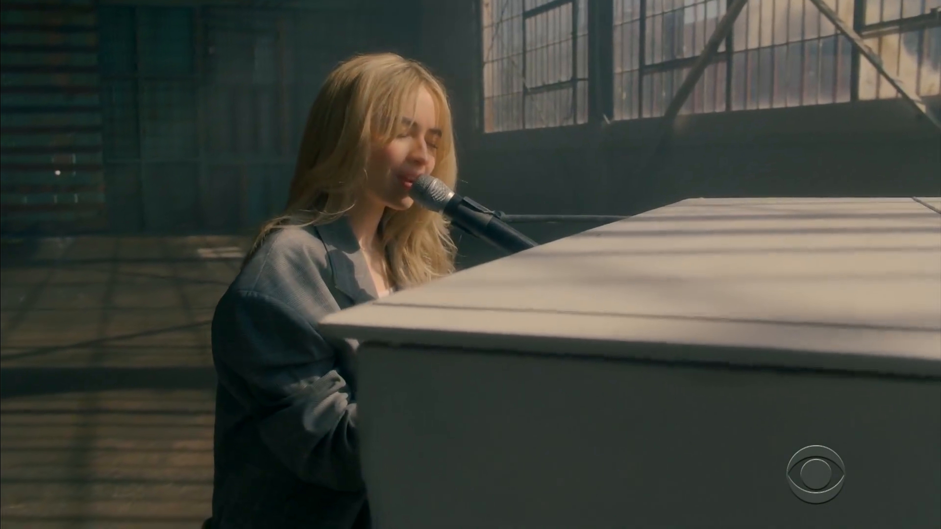 late-late-skin_003.jpg late-late-skin_003.jpg