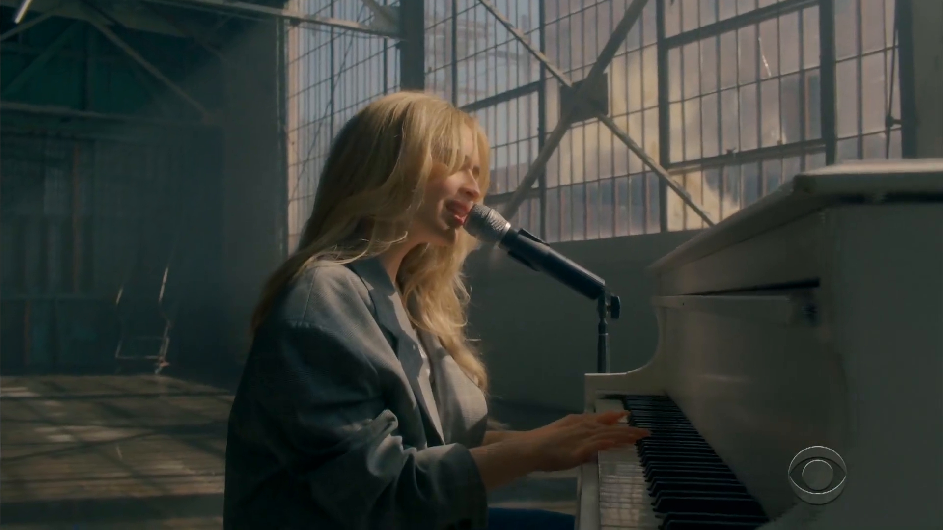 late-late-skin_008.jpg late-late-skin_008.jpg