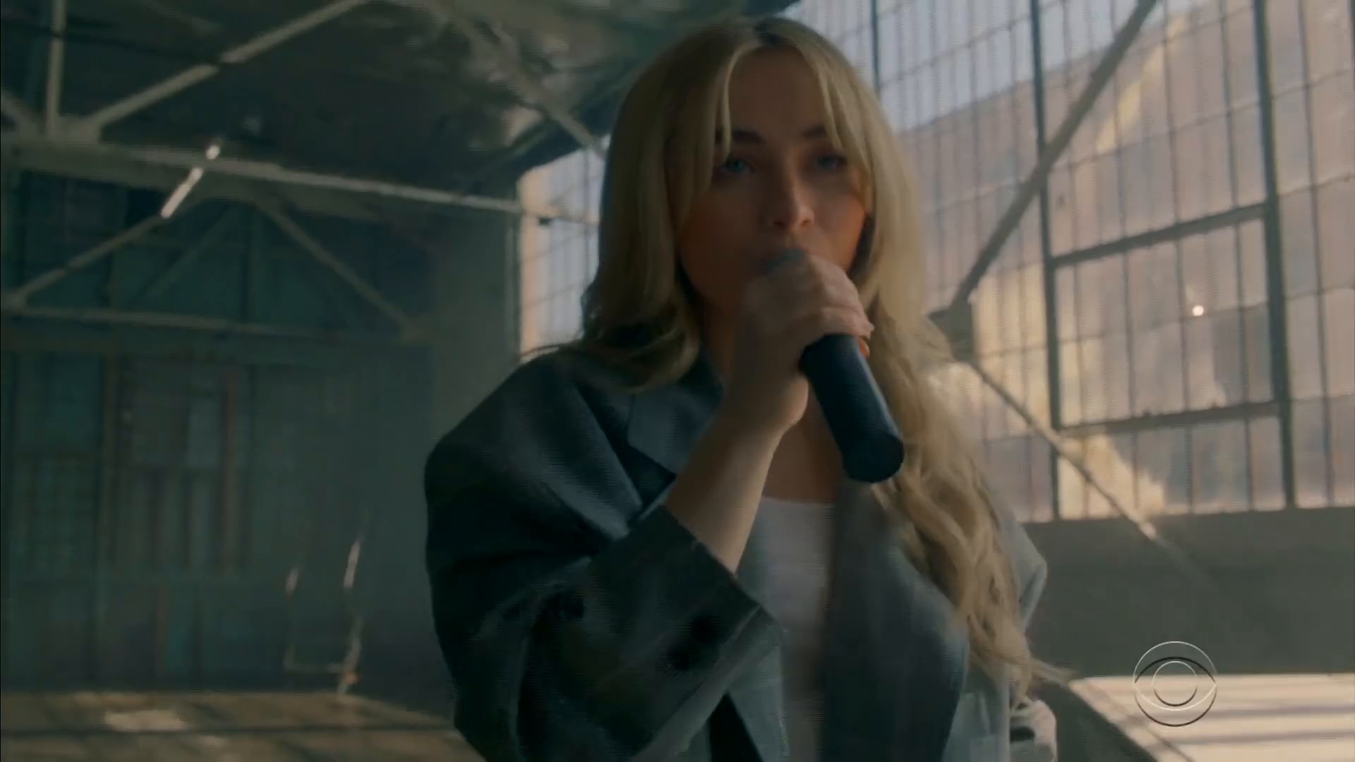 late-late-skin_016.jpg late-late-skin_016.jpg