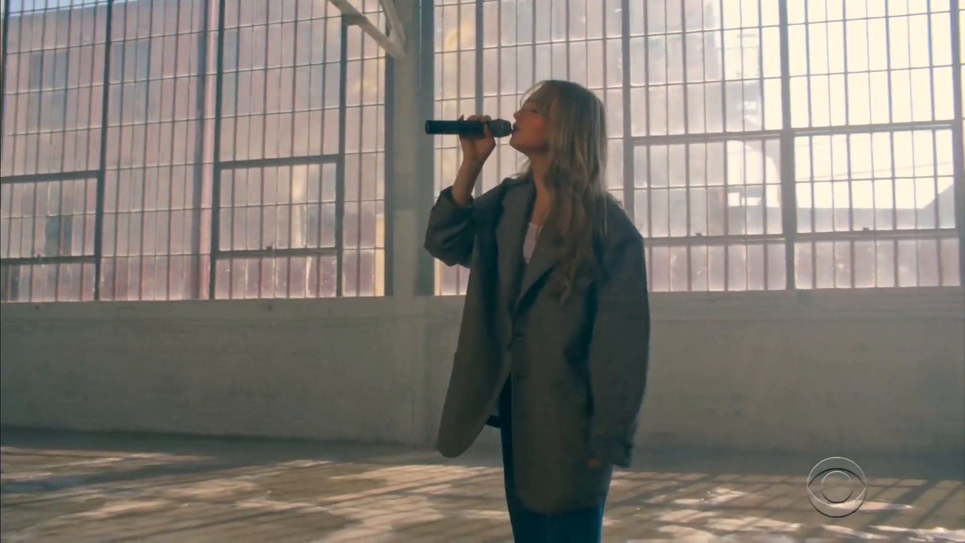 late-late-skin_022.jpg late-late-skin_022.jpg