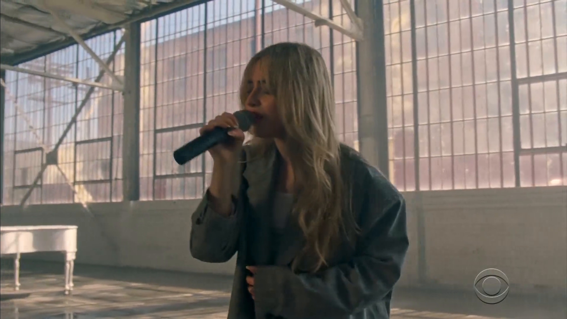 late-late-skin_029.jpg late-late-skin_029.jpg