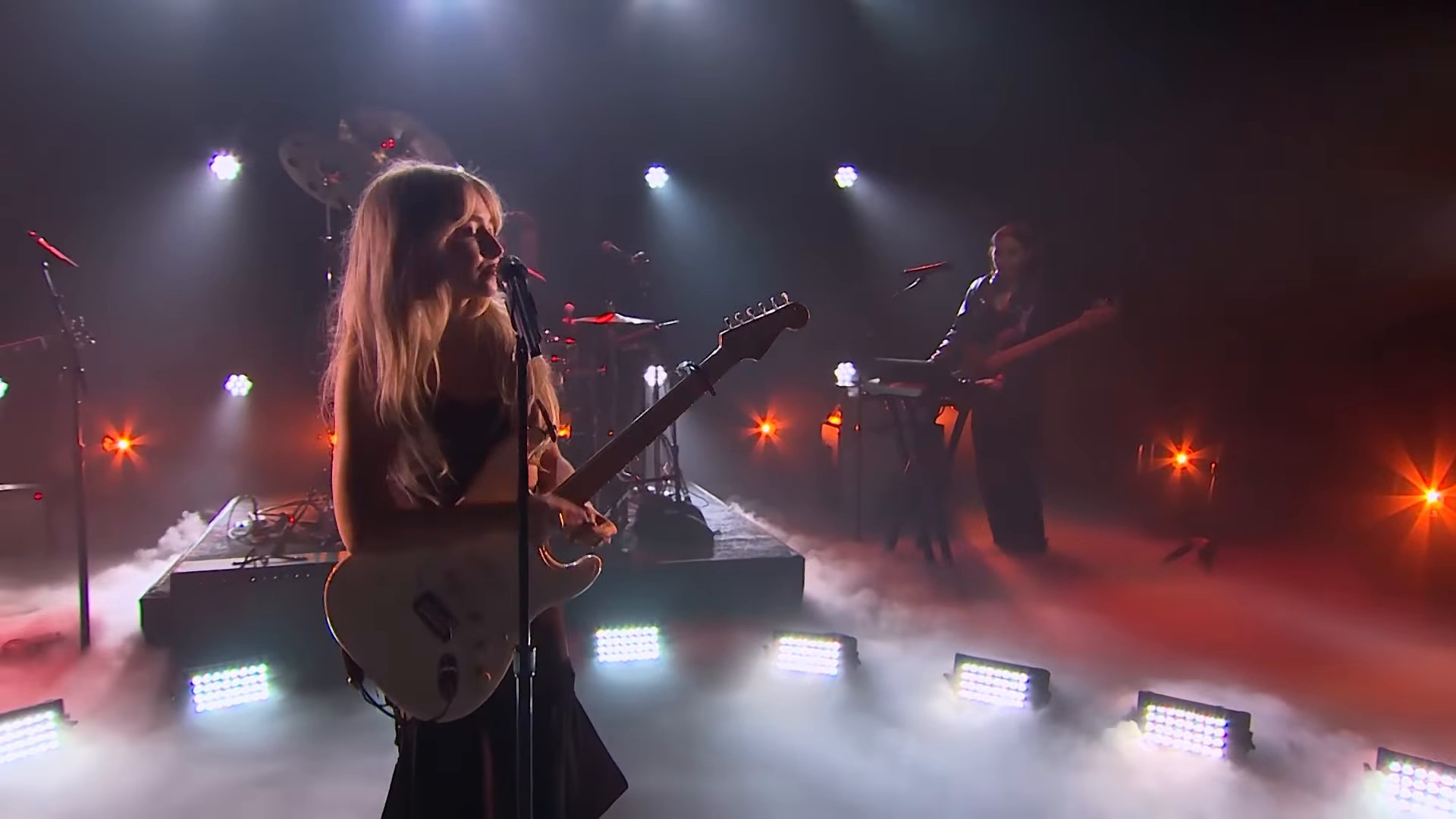 jc-liked-boy-perf-re_020.jpg jc-liked-boy-perf-re_020.jpg