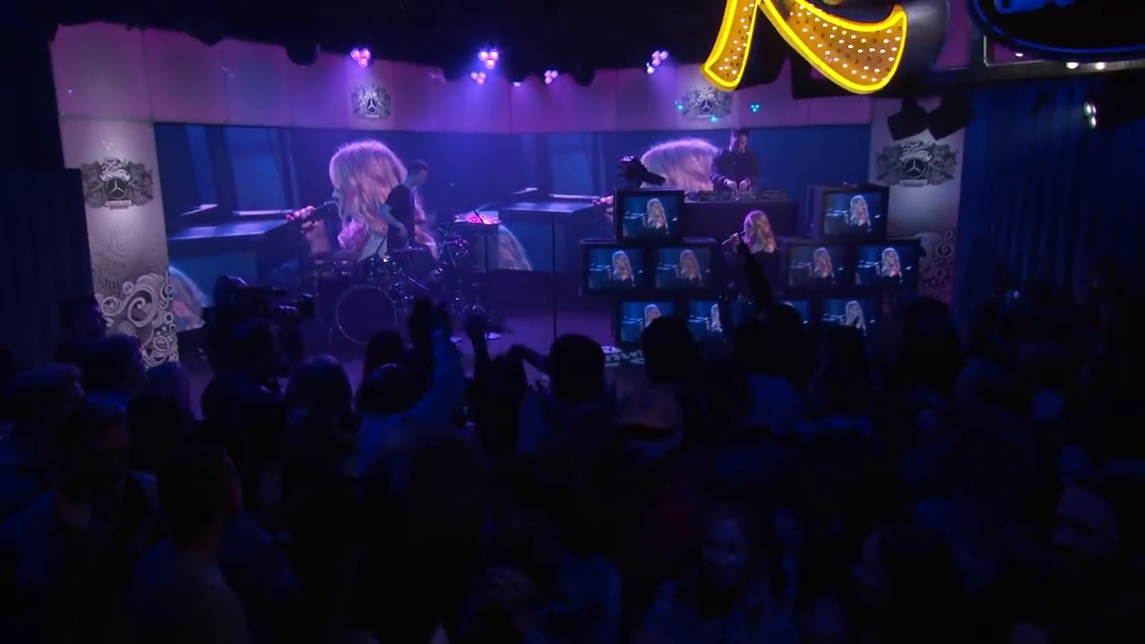 jkl-alien-caps_001.jpg jkl-alien-caps_001.jpg