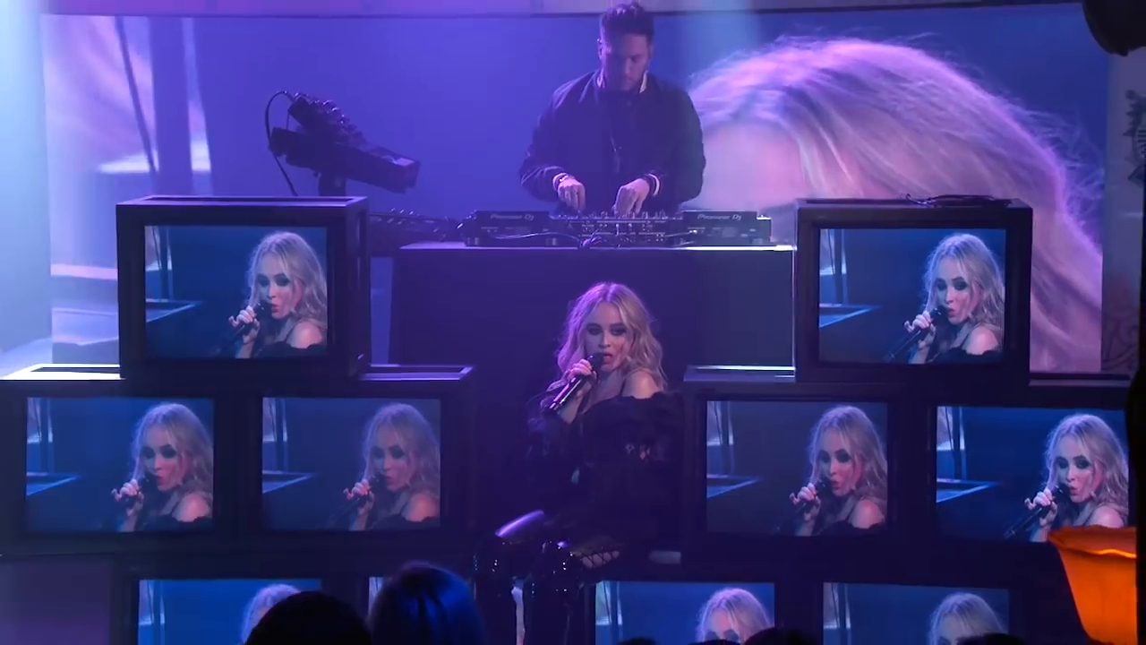 jkl-alien-caps_008.jpg jkl-alien-caps_008.jpg