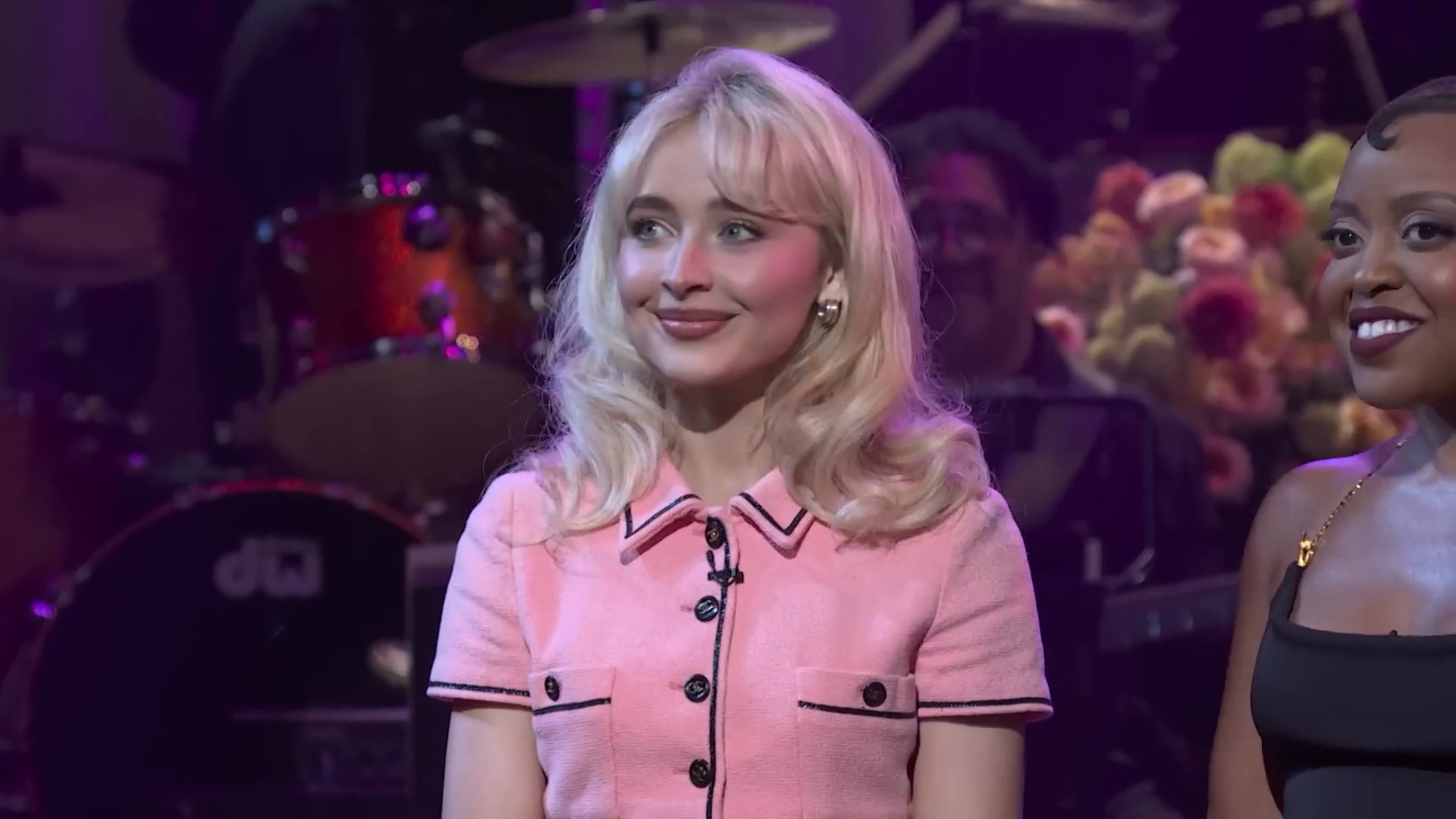 snl-qb-monologue-caps_003.jpg snl-qb-monologue-caps_003.jpg