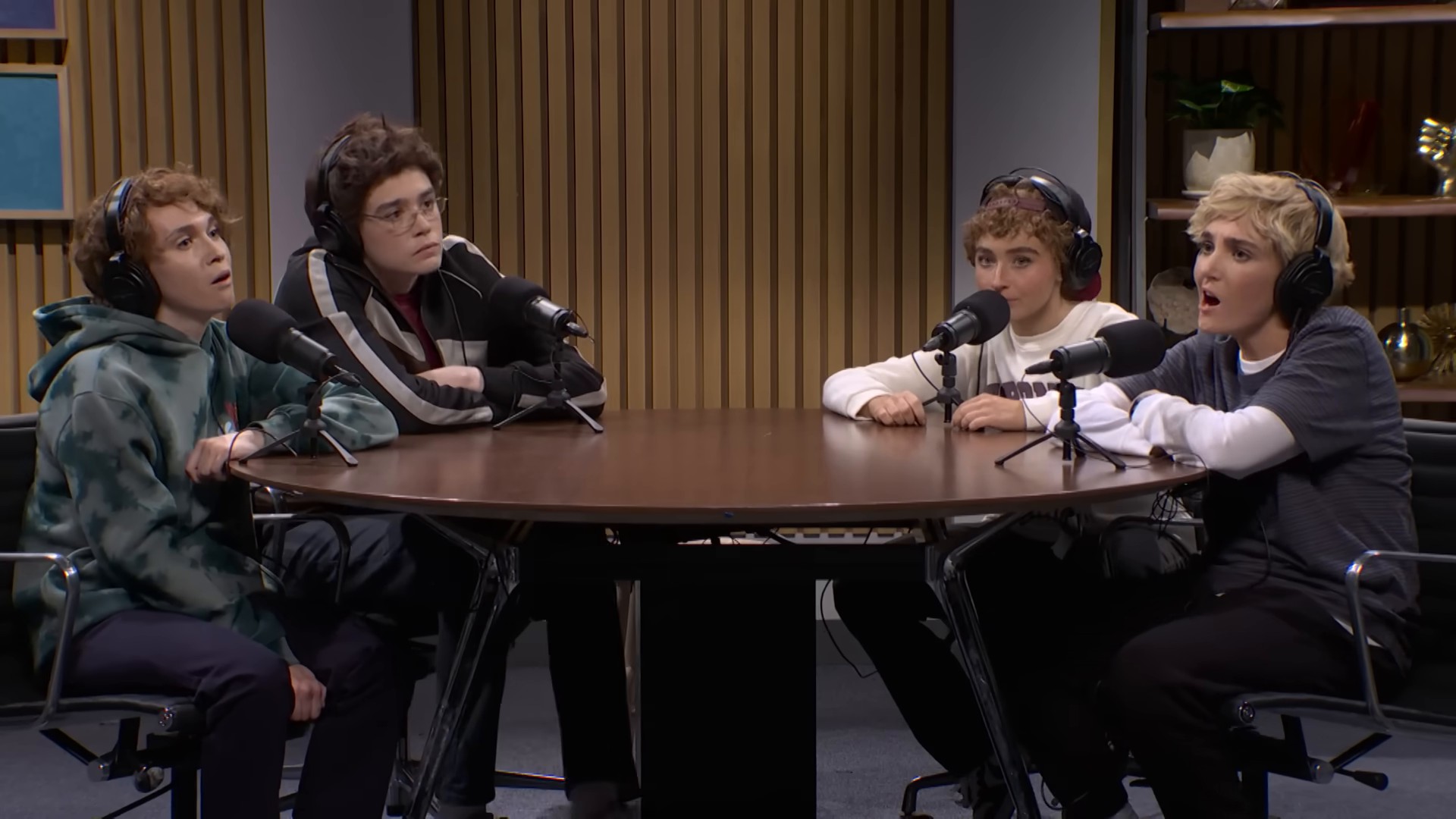 51x03-podcast-caps_034.jpg 51x03-podcast-caps_034.jpg