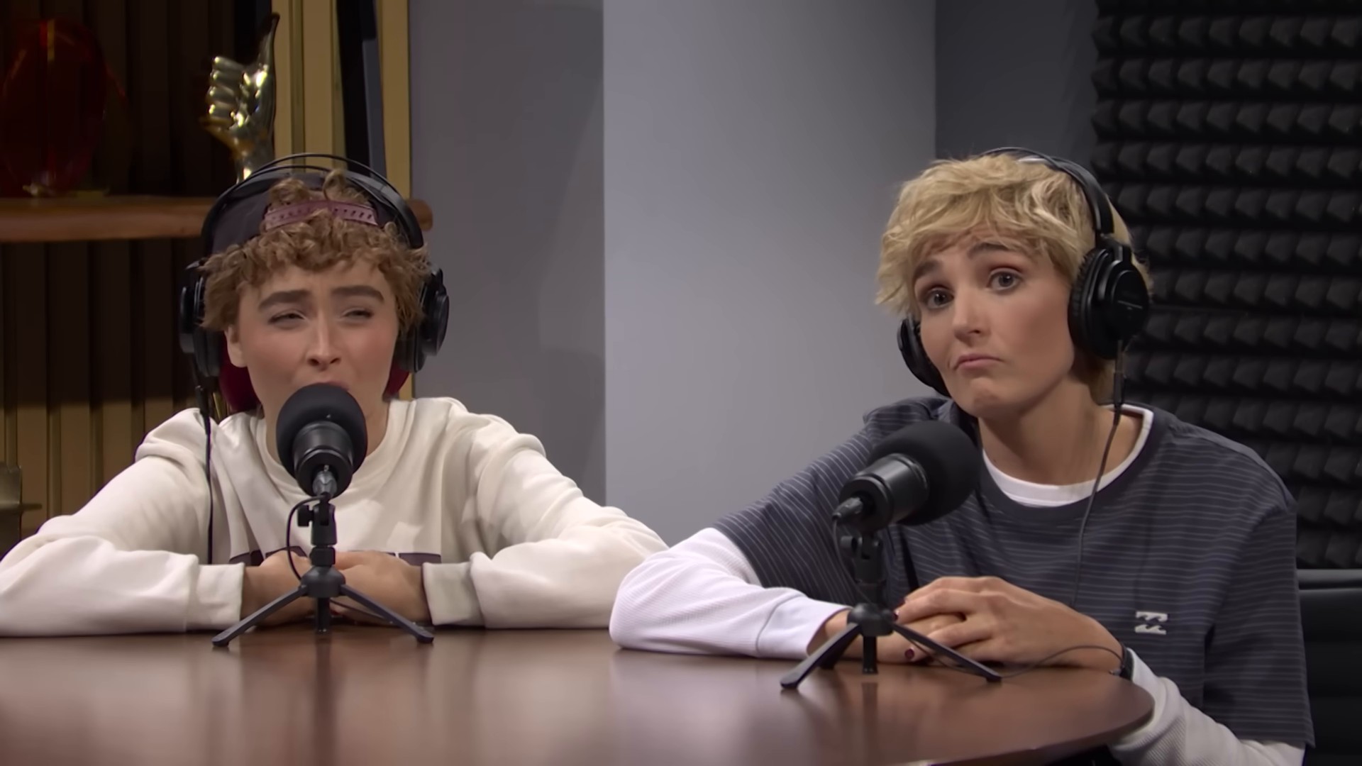 51x03-podcast-caps_050.jpg 51x03-podcast-caps_050.jpg