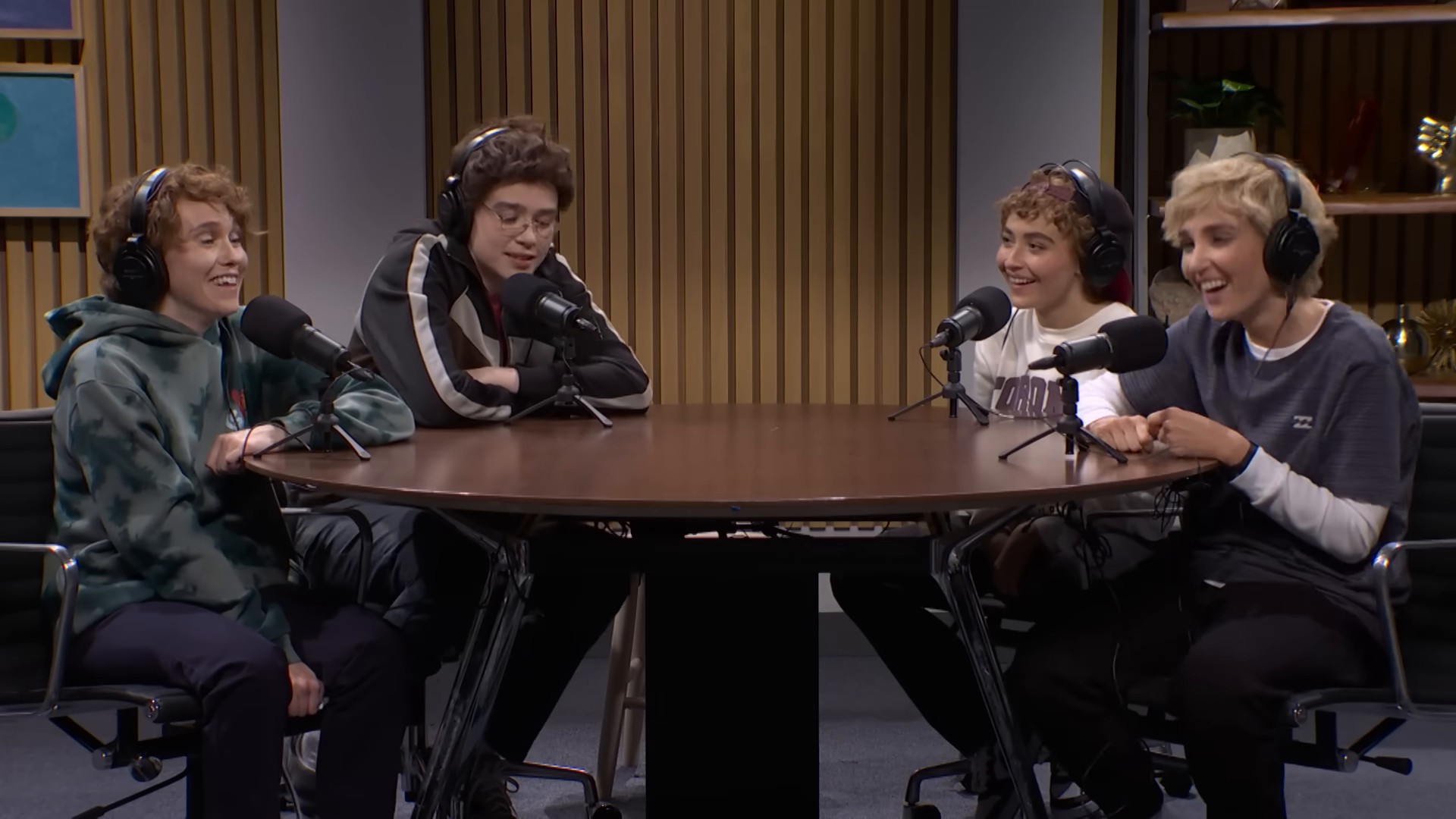 51x03-podcast-caps_070.jpg 51x03-podcast-caps_070.jpg
