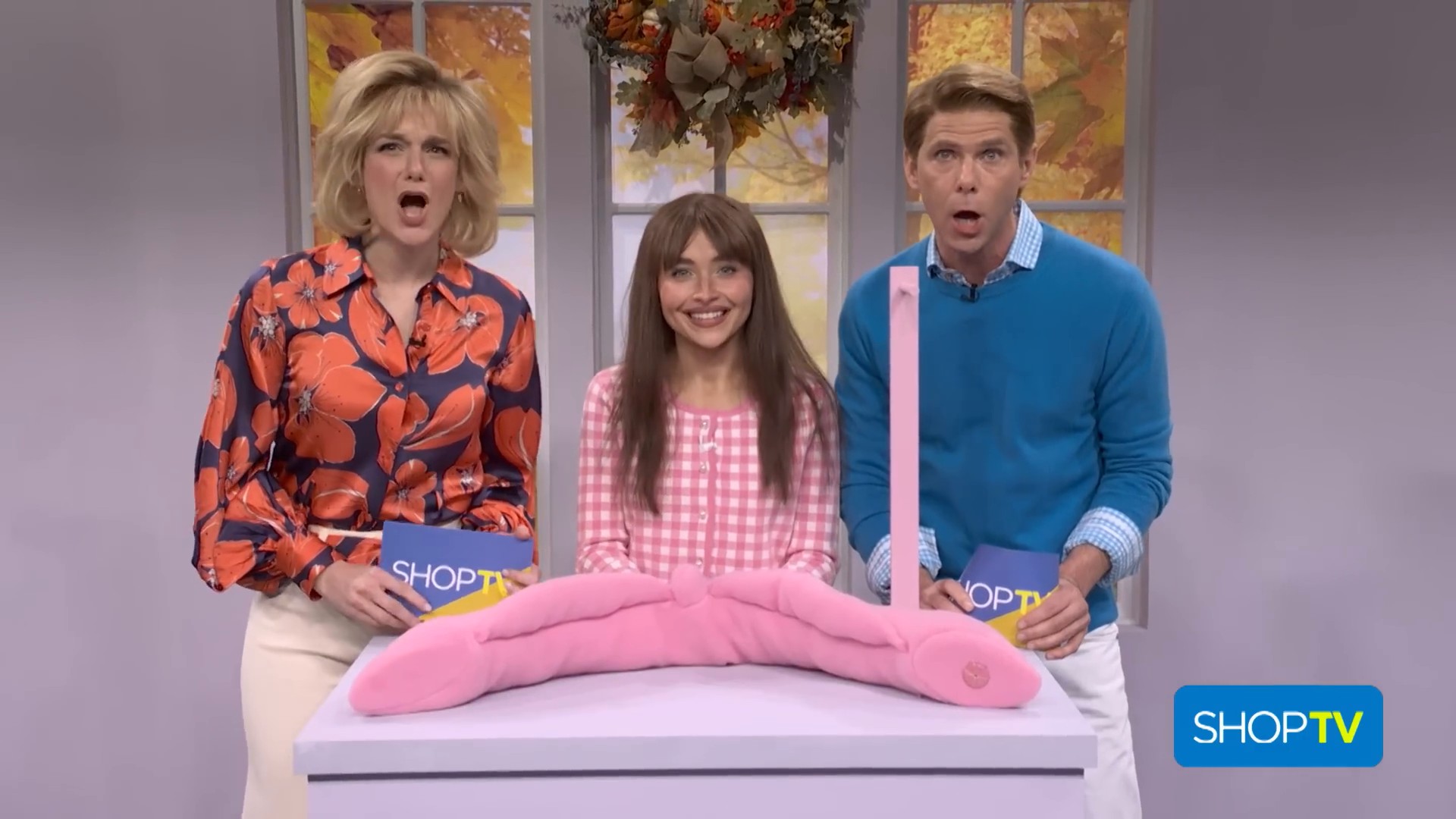 51x03-shop-pillow_006.jpg 51x03-shop-pillow_006.jpg